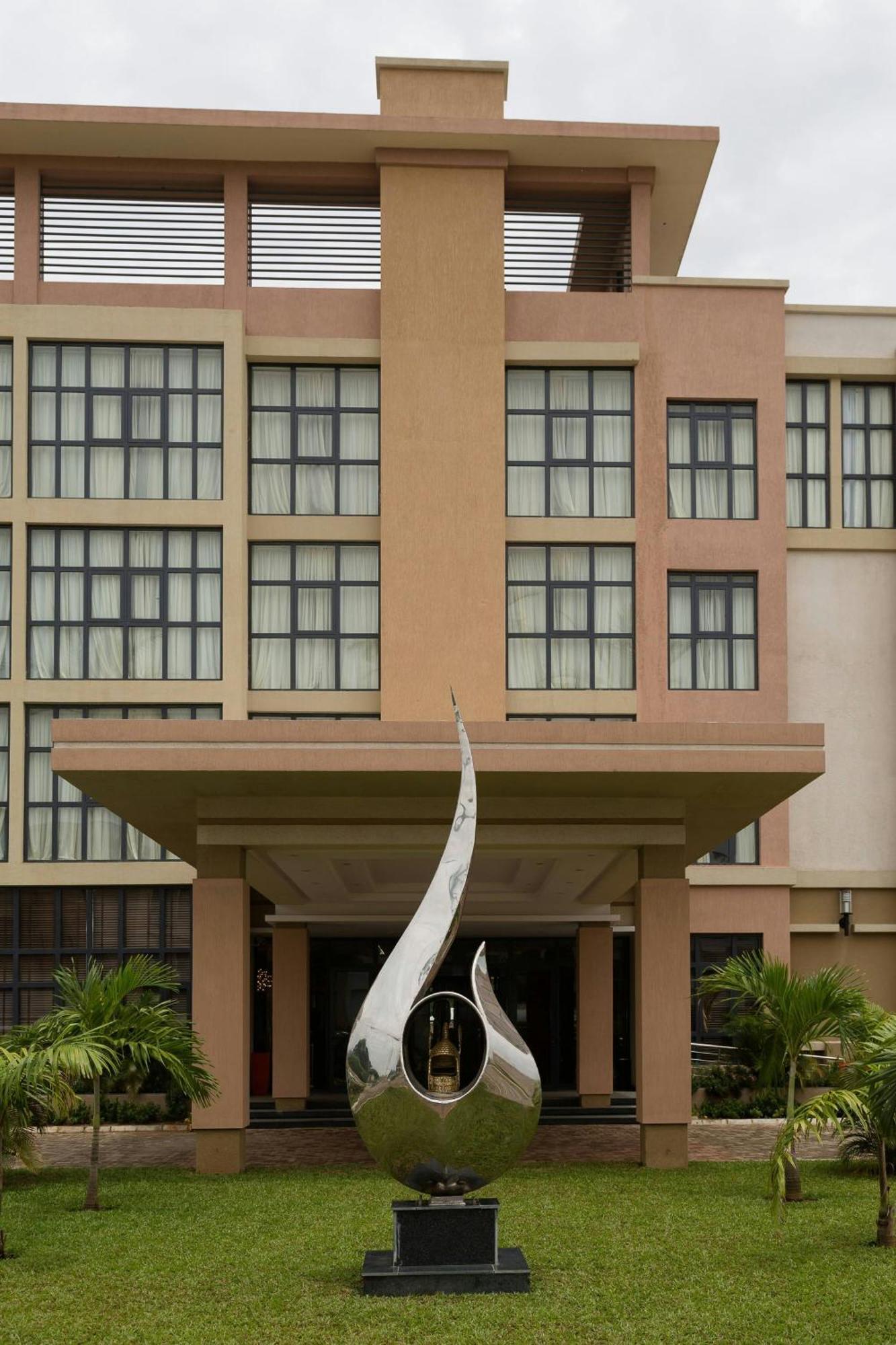 Protea Hotel By Marriott Benin City Select Emotan Extérieur photo