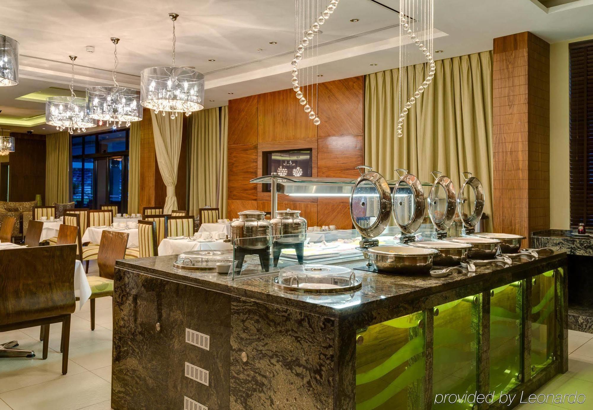 Protea Hotel By Marriott Benin City Select Emotan Extérieur photo